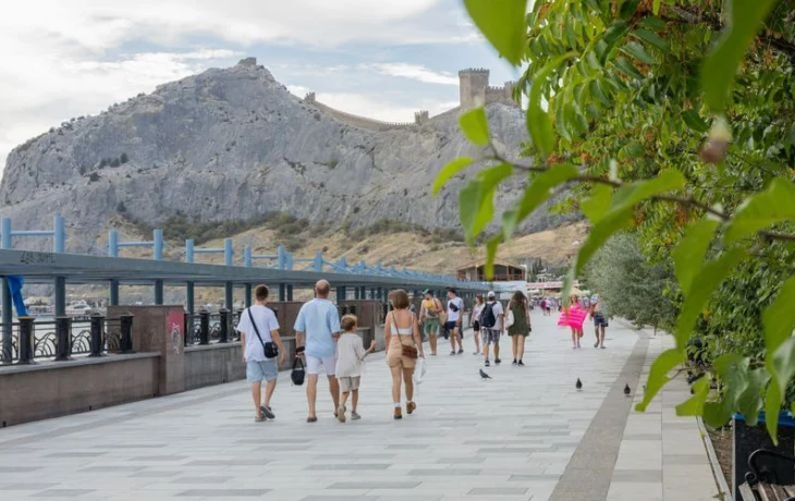 Туристка в Крыму потребовала подогреть море Туристка в Крыму потребовала подогреть море