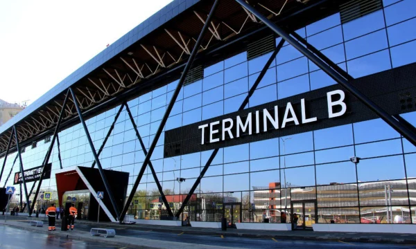 Из Питера до Москвы пассажиры из-за &laquo;ковра&raquo; летели 5 часов