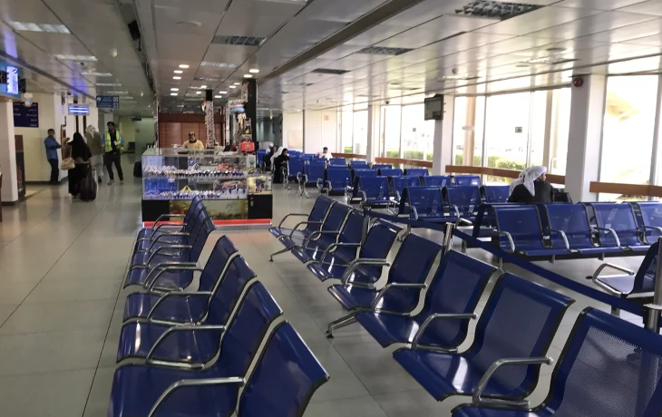 Российским школьникам не хватило мест на вывозном рейсе &laquo;Уральских авиалиний&raquo; из Рас-эль-Хаймы в Мос