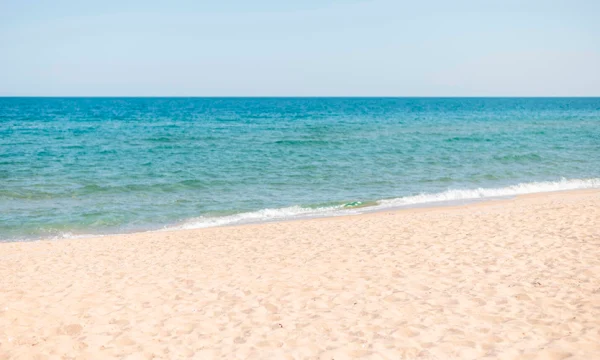 В популярных отелях Крыма на майские праздники разобрали стандартные номера