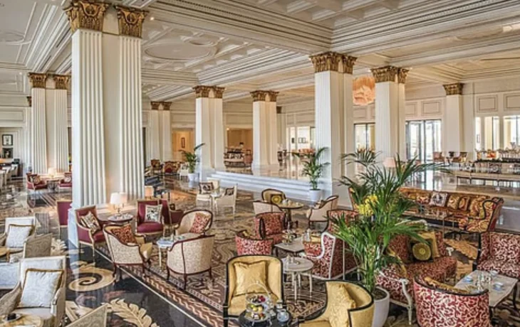 Пятизвездочный отель в Дубае предложил бесплатные номера застрявшим туристам