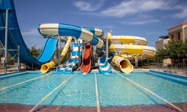 Туристка отсудила у туроператора 2 миллиона рублей за полученные ее дочерью травмы в турецком отеле