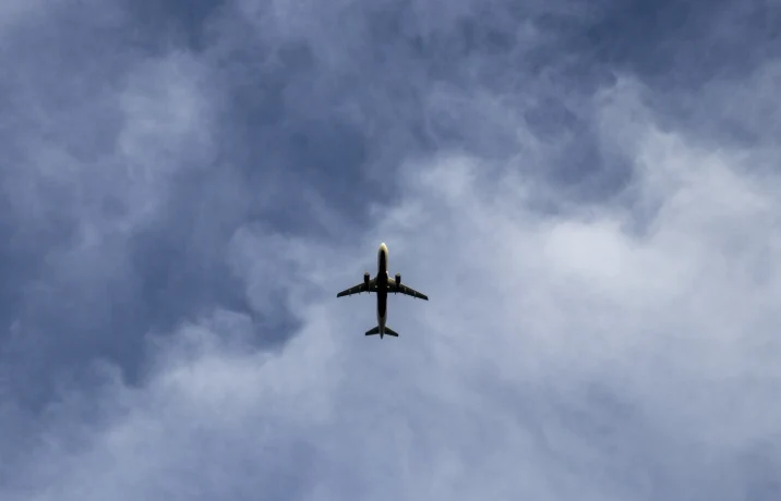 Европейский регулятор рекомендовал авиакомпаниям ограничить рейсы на Ближний Восток до 24 апреля Европейский регулятор рекомендовал авиакомпаниям ограничить рейсы на Ближний Восток до 24 апреля