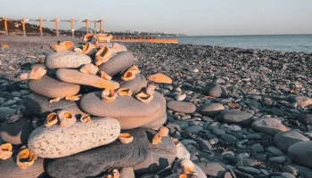 В Анапе начали убирать защитные валы с пляжей, но купаться по-прежнему нельзя