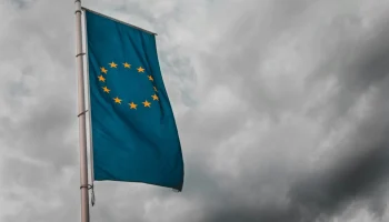 Стало известно, кому из россиян все чаще отказывают в шенгенской визе