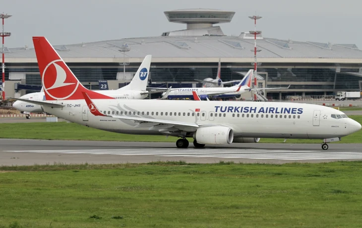 Туроператоры размещают в отелях туристов с отмененных рейсов Turkish Airlines Туроператоры размещают в отелях туристов с отмененных рейсов Turkish Airlines