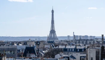 Забронировав все места на французские визы, посредники повысили цены Забронировав все места на французские визы, посредники повысили цены