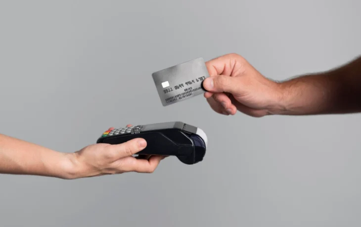 Заработали или нет: туристам на Мальдивах пообещали оплату картами &laquo;Мир&raquo;