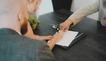 В Госдуме туристам рекомендовали изучать условия отмены туров и покупать страховки от невыезда