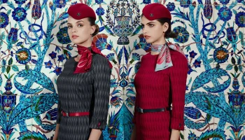 Turkish Airlines запретила бортпроводницам ботокс и яркий макияж