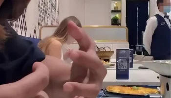 Россиянку оскорбили в ресторане Куала-Лумпура из-за одежды