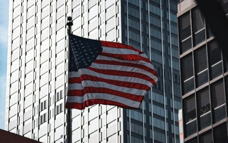 МИД: Россия продолжает работать над запуском рейсов в США