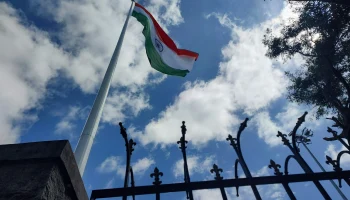 Дипломаты помогли застрявшим в Индии российским туристам решить визовый вопрос Дипломаты помогли застрявшим в Индии российским туристам решить визовый вопрос