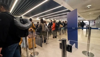 СМИ: изменение системы контроля в аэропортах ЕС привело к многочасовым очередям