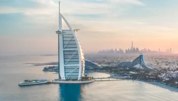 Отель Jumeirah Burj Al Arab в Дубае закроют на 18 месяцев для реставрации