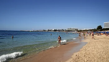 Туристы могут слетать в Европу в три раза дешевле чем через Стамбул