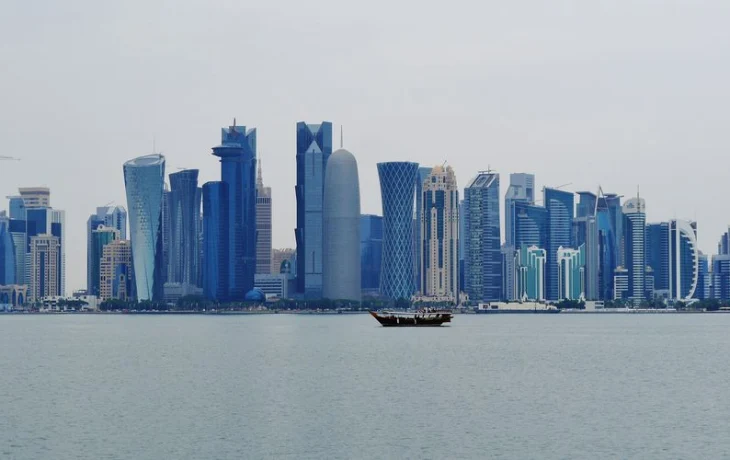 Власти Катара попросили отели продлить проживание туристам за счет государства