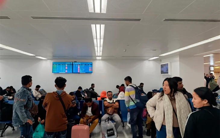 Туристы застряли в Шардже из-за погоды