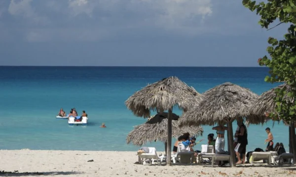 Как российские туристы на Кубе переживают блэкаут