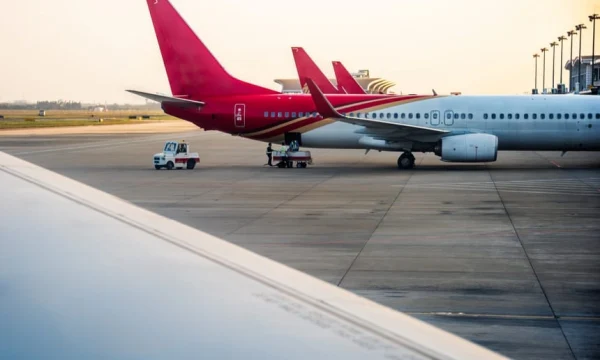Туристы подозревают, что Air Arabia не полетит в Россию не только летом, но и осенью