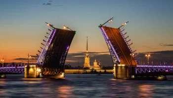 Премиальные отели Петербурга в дни ПМЭФ подняли тарифы в 5 раз