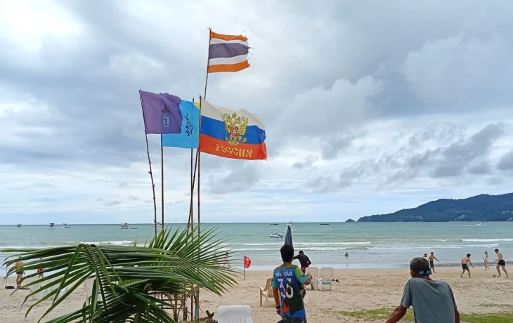 Траур в Таиланде: что напоминает о нем россиянам на Пхукете