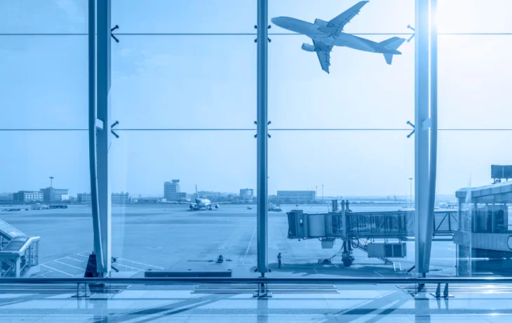 &laquo;Самолеты не могут лететь пустыми&raquo;: туристы не приходят на вывозные рейсы