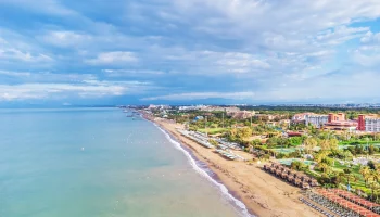 Открытие пятизвездочного отеля в Анталье сдвинули на полтора месяца