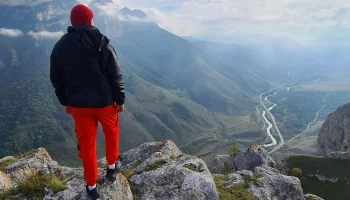 К восхождению на Эльбрус допустят только группы туристов К восхождению на Эльбрус допустят только группы туристов