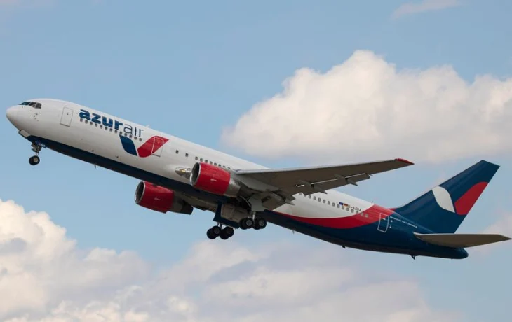 AZUR air отчиталась о показателях регулярности полетов в марте