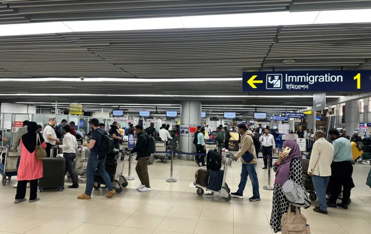 5 пересадок и 4 дня: как туристы выбирались из ОАЭ в Москву через Оман, Бангладеш и Египет