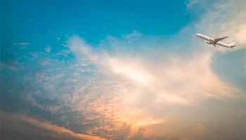 Авиарейсы во Вьетнам сохраняются, несмотря на дефицит топлива в этой стране