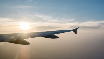 Из аэропорта Маската вылетел первый рейс в Москву