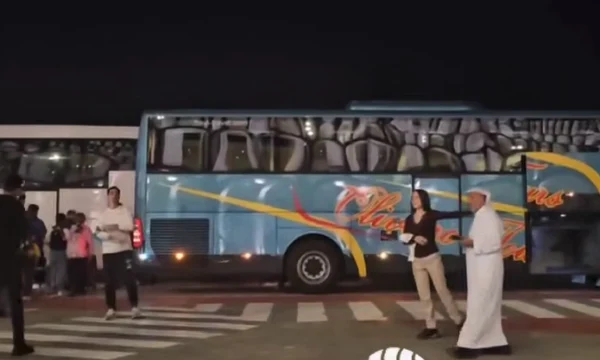 Туроператоры вывозят туристов с круизных лайнеров, заблокированных в Катаре Туроператоры вывозят туристов с круизных лайнеров, заблокированных в Катаре