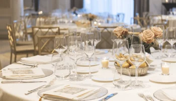 Туристы возмутились оплатой новогоднего банкета для ребенка в Египте