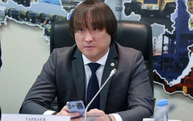 Тарбаев предложил смягчить регулирование детского туризма