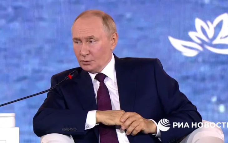 Путин допустил объединение платежных инструментов России и Китая Путин допустил объединение платежных инструментов России и Китая