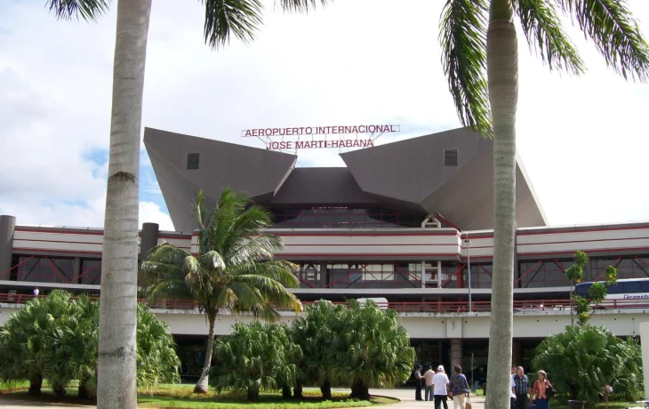 Туроператоры не сообщают о проблемах с возвращением российских туристов с Кубы