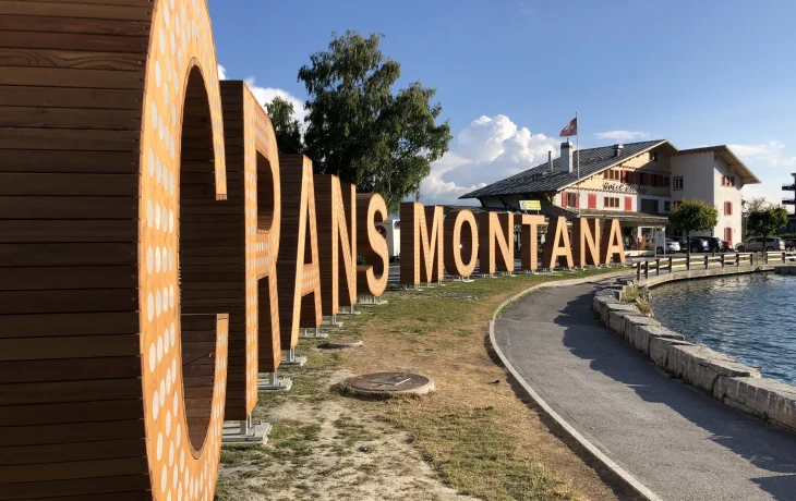 Взрыв и пожар в новогоднюю ночь погубили туристов на горнолыжном курорте в Швейцарии