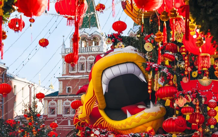 Большинство туристов из Китая приезжают в Москву самостоятельно Большинство туристов из Китая приезжают в Москву самостоятельно