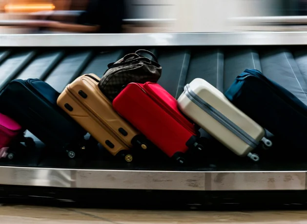 &laquo;Пять дней без вещей&raquo;: туристам в Китае и Таиланде поменяли багаж местами