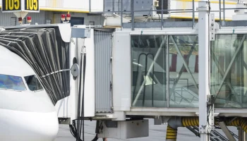 Росавиация рекомендовала остановить продажу билетов на Ближний Восток до 7 марта