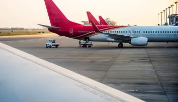 Туристы подозревают, что Air Arabia не полетит в Россию не только летом, но и осенью