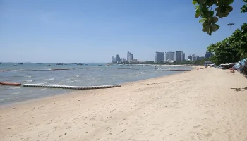 За потерянные два дня отдыха в Таиланде туристы требуют у турагента почти миллион рублей