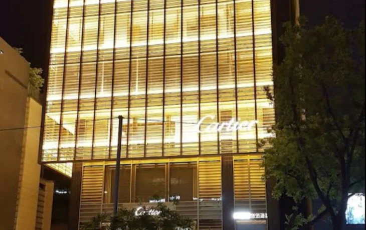 Туристке отказали в покупке кольца в Cartier в Сеуле из-за паспорта РФ Туристке отказали в покупке кольца в Cartier в Сеуле из-за паспорта РФ
