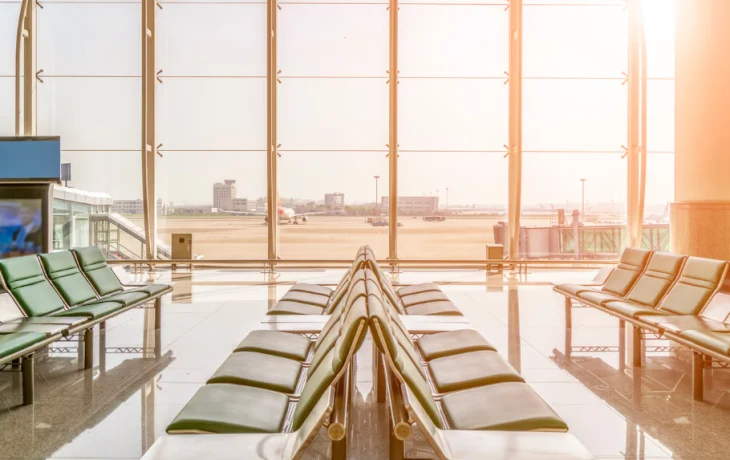 Потенциальных авиадебоширов будут ловить еще до посадки в самолет