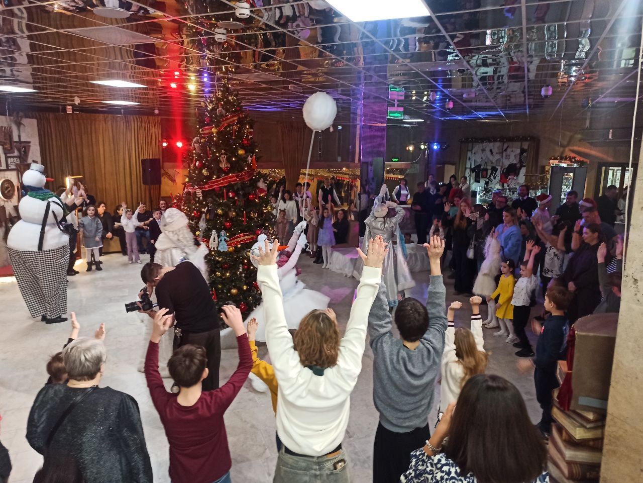 Photo 2025 12 25 12 31 54