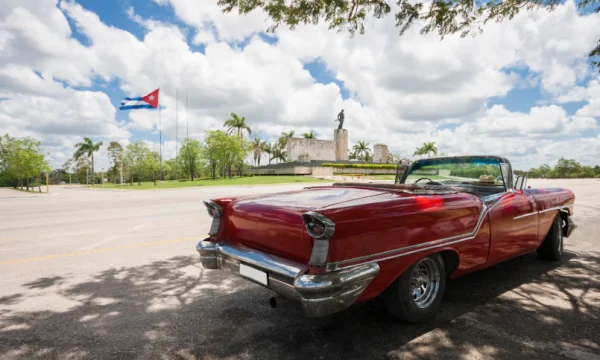 Conviasa прекратит рейсы из Петербурга на Кубу, но не из-за проблем с топливом