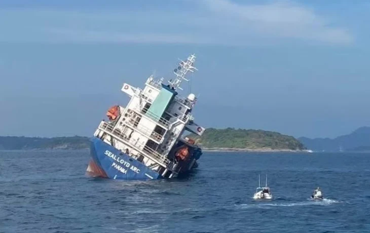 Мазут на Пхукете: туристы рассказали об обстановке на пляжах