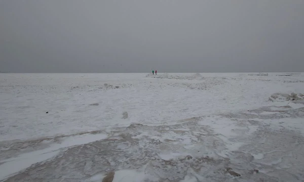 Желание сфотографировать замерзшую Балтику может обернуться штрафом